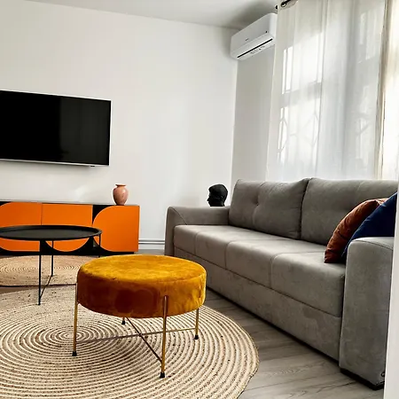 Stylish Apartment, Free Parking & Wifi Apartment *